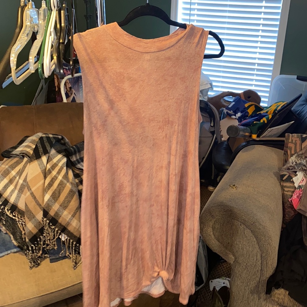 Women’s sleeveless dress